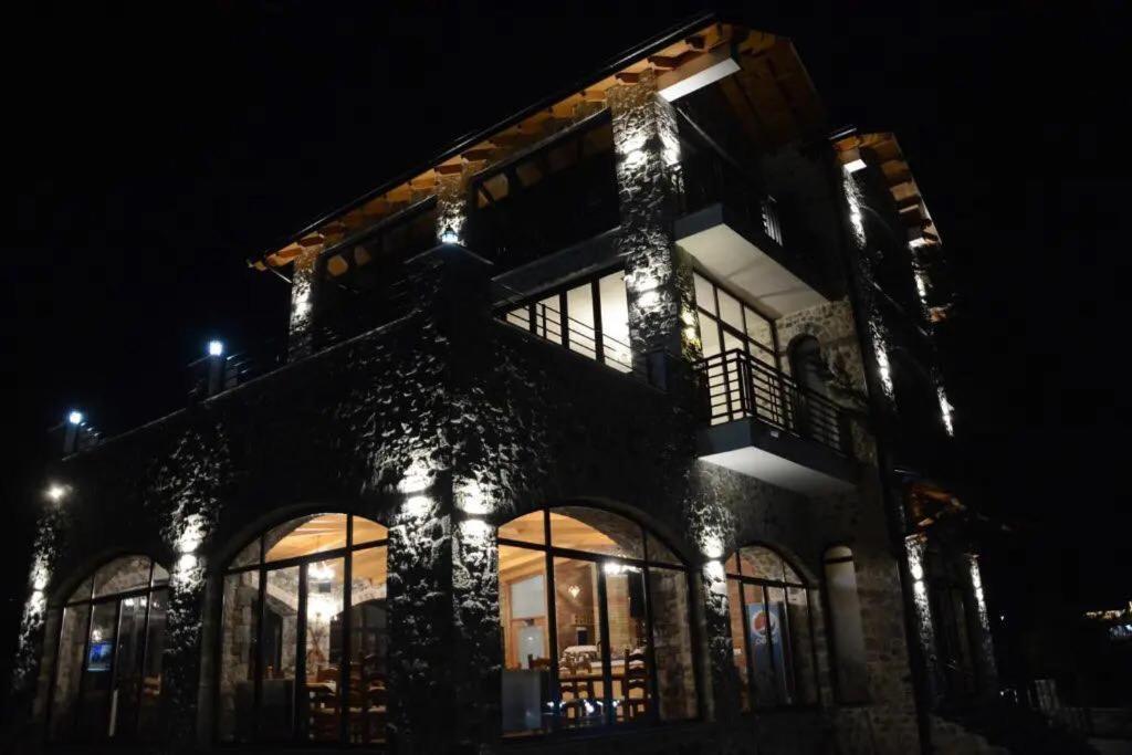 Bujtina Vrenezi Hotel Peshkopi Exterior foto