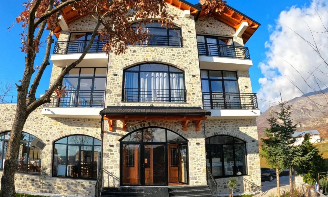 Bujtina Vrenezi Hotel Peshkopi Exterior foto