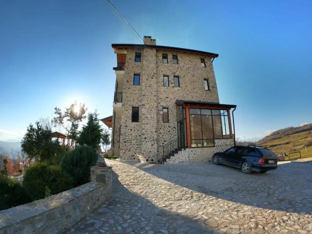 Bujtina Vrenezi Hotel Peshkopi Exterior foto