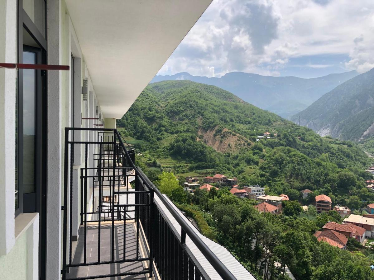 Bujtina Vrenezi Hotel Peshkopi Exterior foto