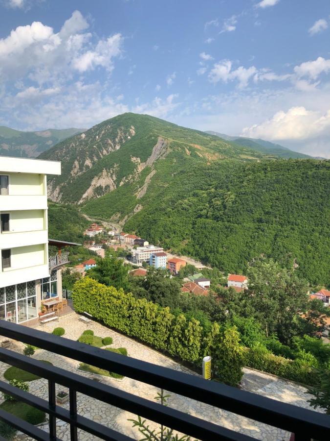 Bujtina Vrenezi Hotel Peshkopi Exterior foto